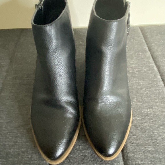 Circus by Sam Edelman Black Heidi Faux Leather Casual Office Ankle Boots-Sz-6 - Picture 2 of 13